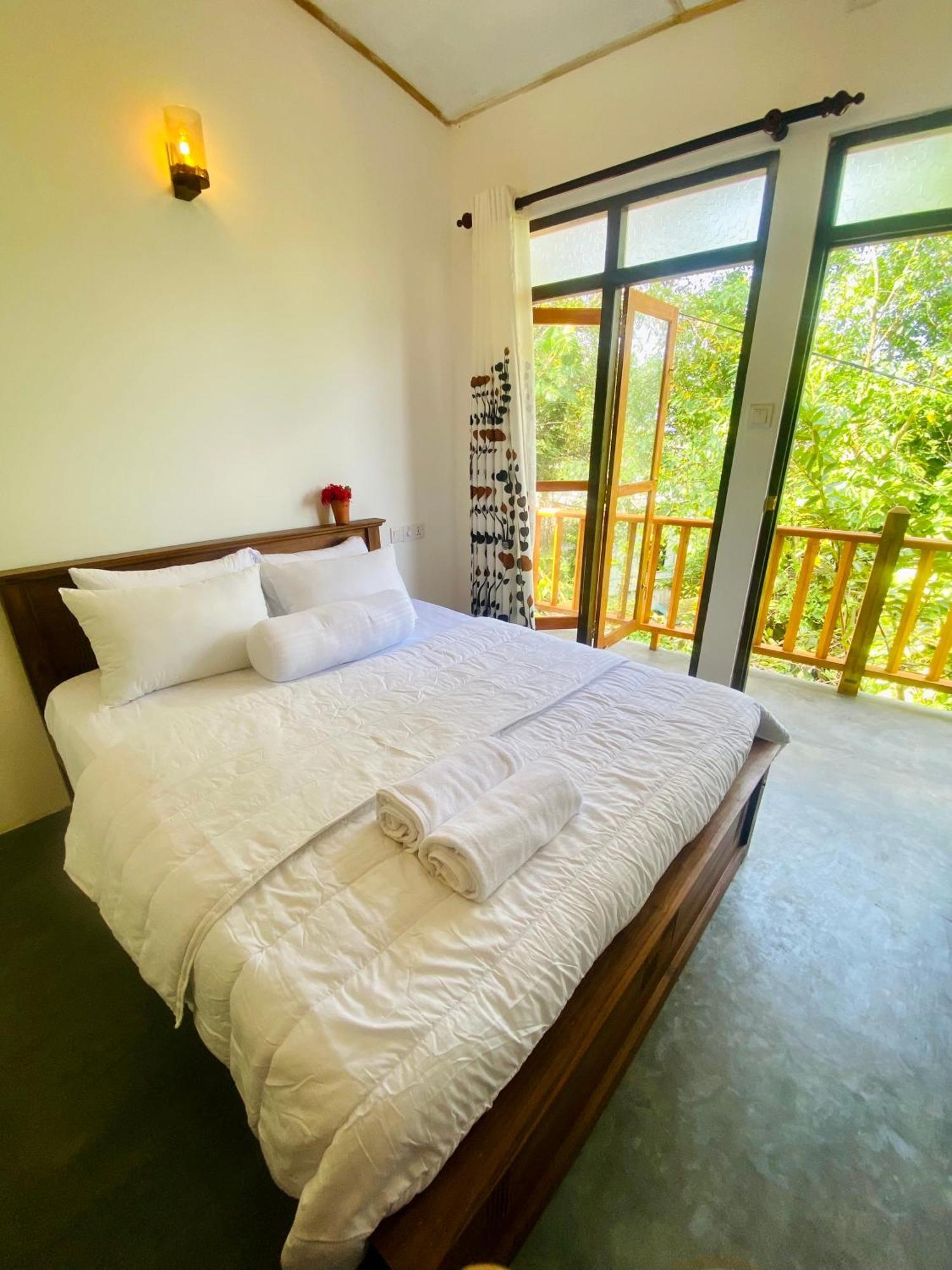 Jungle Beach Inn Unawatuna Eksteriør bilde