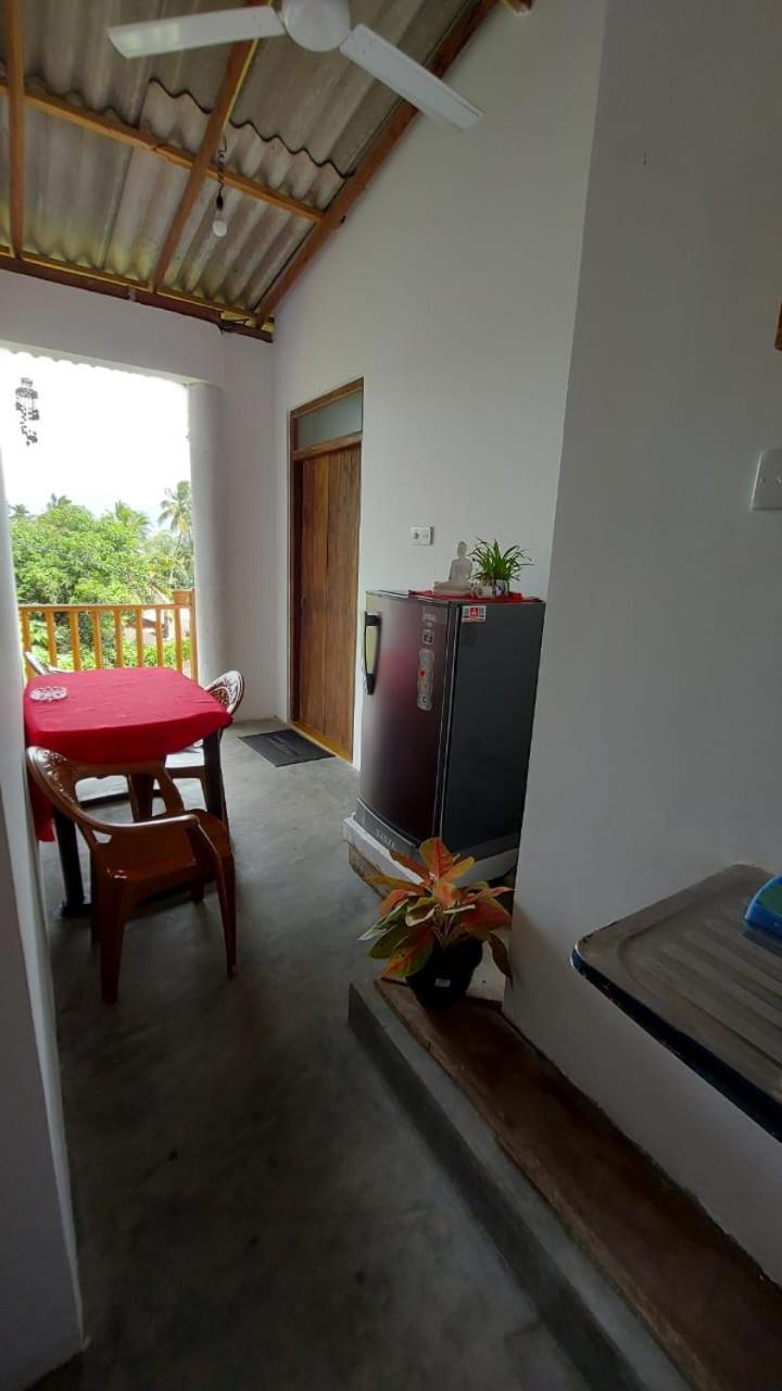 Jungle Beach Inn Unawatuna Eksteriør bilde